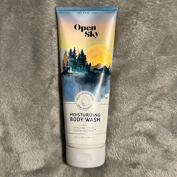 🚫DONATED🚫 - Picture 2 of 10